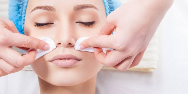 لایه برداری و جوانسازی پوست