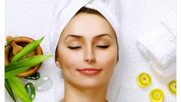 کرم های گیاهی مناسب برای رفع چین و چروک