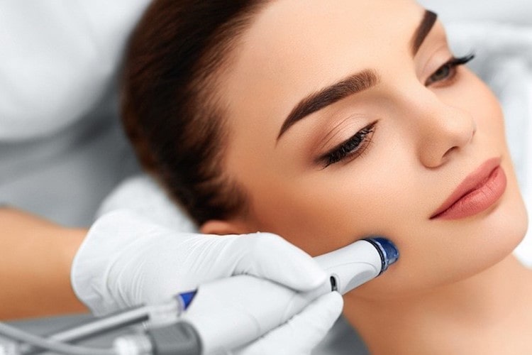 فیشال تخصصی پوست صورت